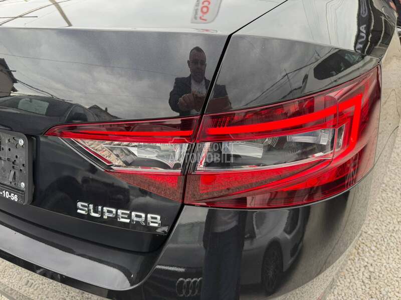 Škoda Superb 