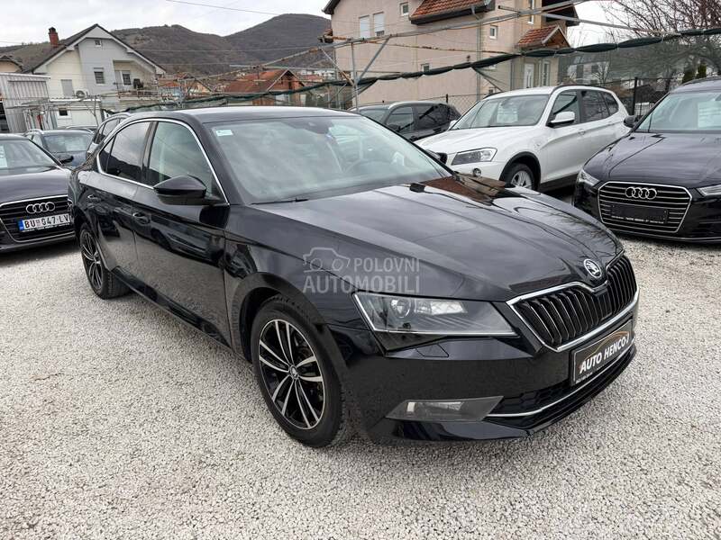 Škoda Superb 