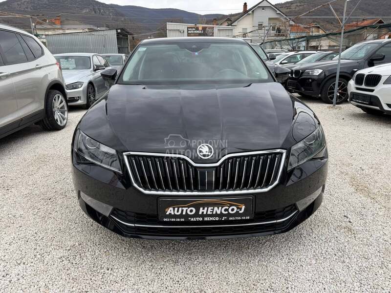 Škoda Superb 