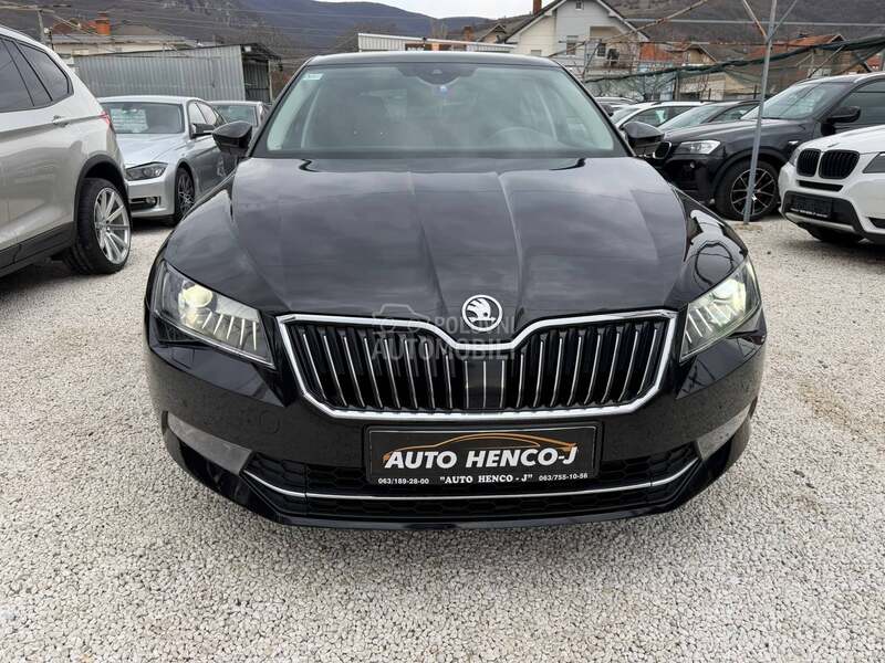 Škoda Superb 