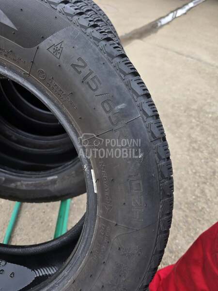 Yokohama 215/65 R16 Zimska