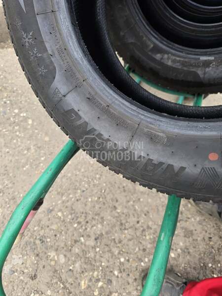 Yokohama 215/65 R16 Zimska