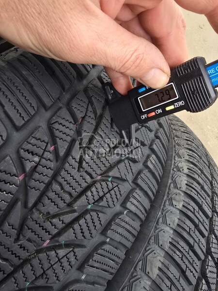 Yokohama 215/65 R16 Zimska