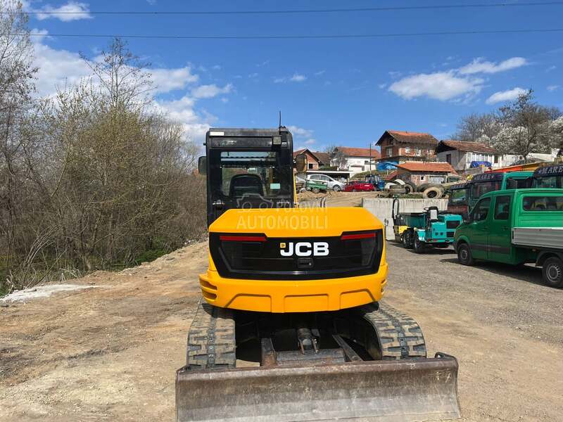 JCB 86c1