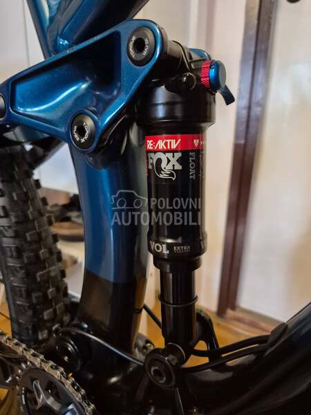Trek Fuel EX 8 Full SUS 12s