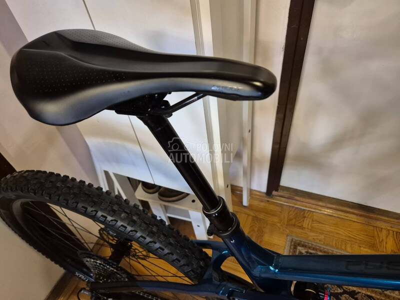 Trek Fuel EX 8 Full SUS 12s