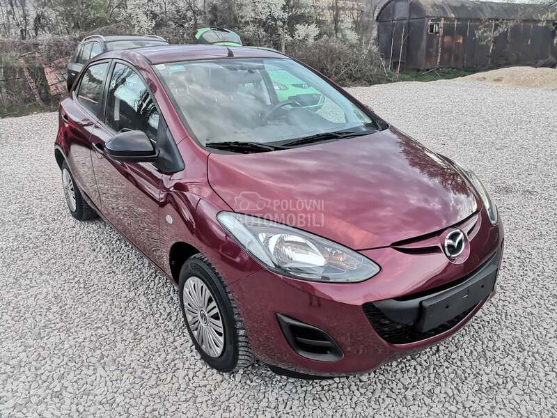 Mazda 2 1.3/Fecelift/DE/NOVA
