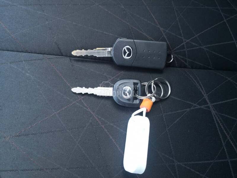 Mazda 2 1.3/Fecelift/DE/NOVA