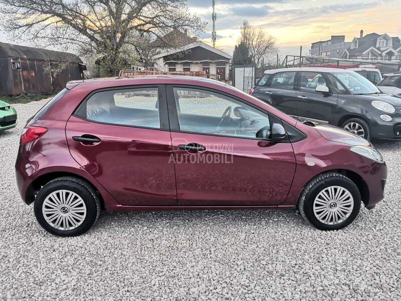 Mazda 2 1.3/Fecelift/DE/NOVA