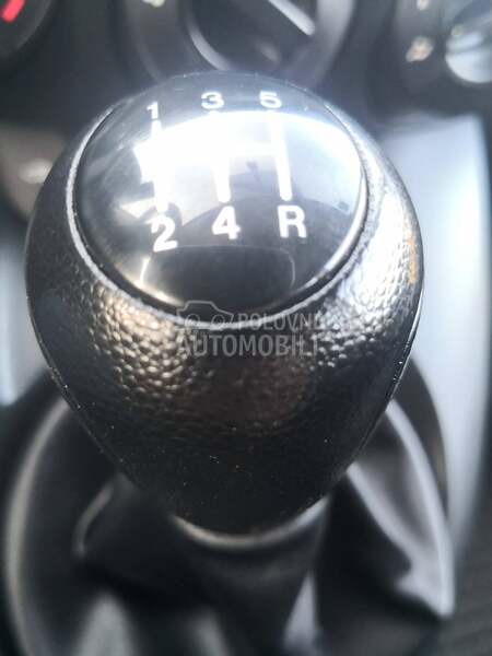 Mazda 2 1.3/Fecelift/DE/NOVA