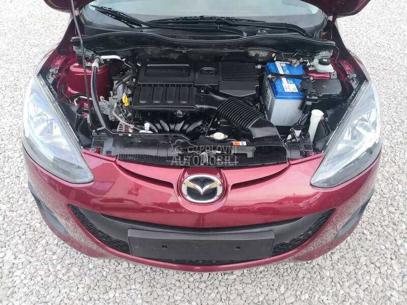 Mazda 2 1.3/Fecelift/DE/NOVA