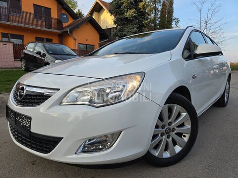 Opel Astra J 1.7cdti TOURER SPORT