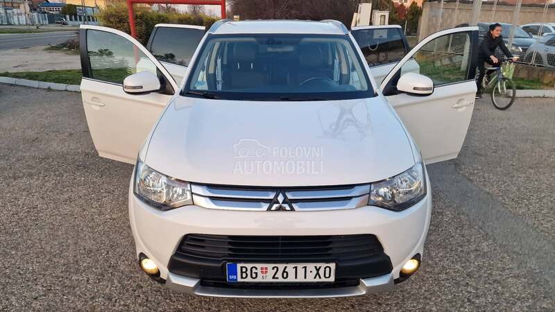 Mitsubishi Outlander 2.2 INTENSE