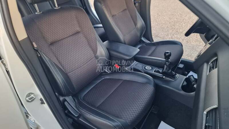 Mitsubishi Outlander 2.2 INTENSE