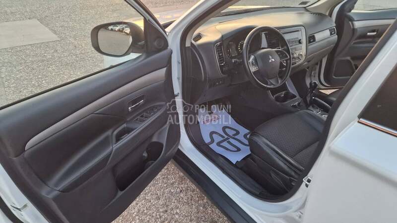 Mitsubishi Outlander 2.2 INTENSE