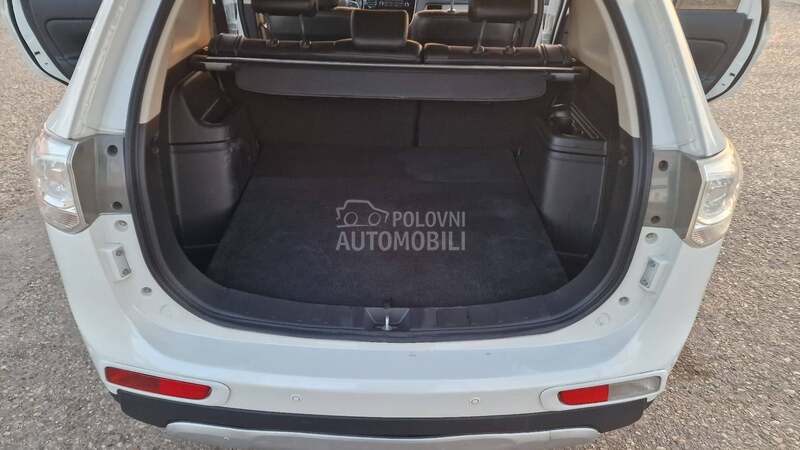 Mitsubishi Outlander 2.2 INTENSE