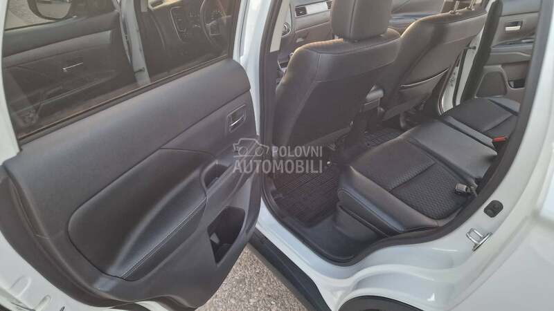 Mitsubishi Outlander 2.2 INTENSE