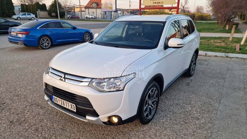 Mitsubishi Outlander 2.2 INTENSE