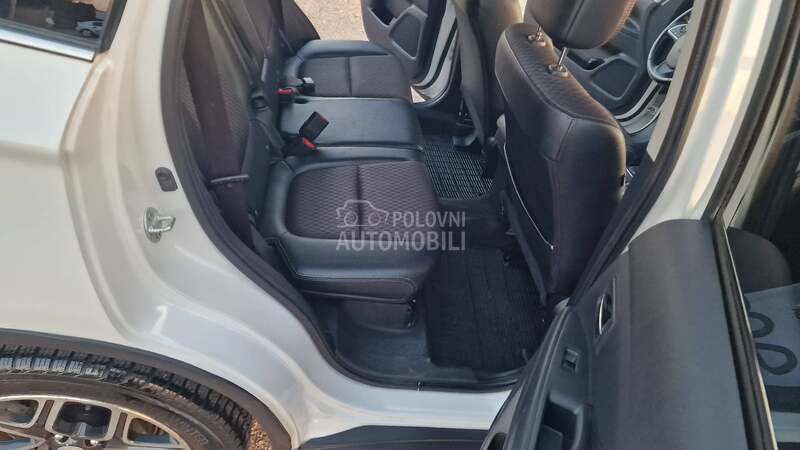 Mitsubishi Outlander 2.2 INTENSE