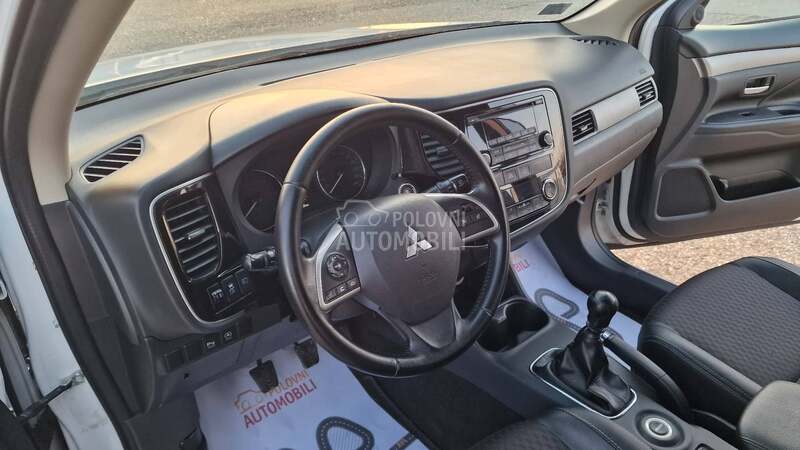 Mitsubishi Outlander 2.2 INTENSE