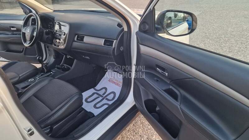 Mitsubishi Outlander 2.2 INTENSE