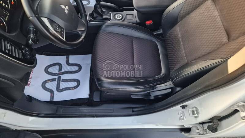 Mitsubishi Outlander 2.2 INTENSE