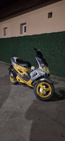 Peugeot speedfight 2