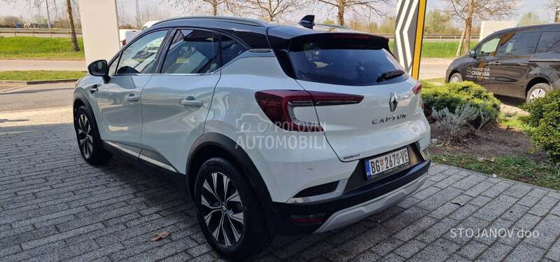 Renault Captur TECHNO 90