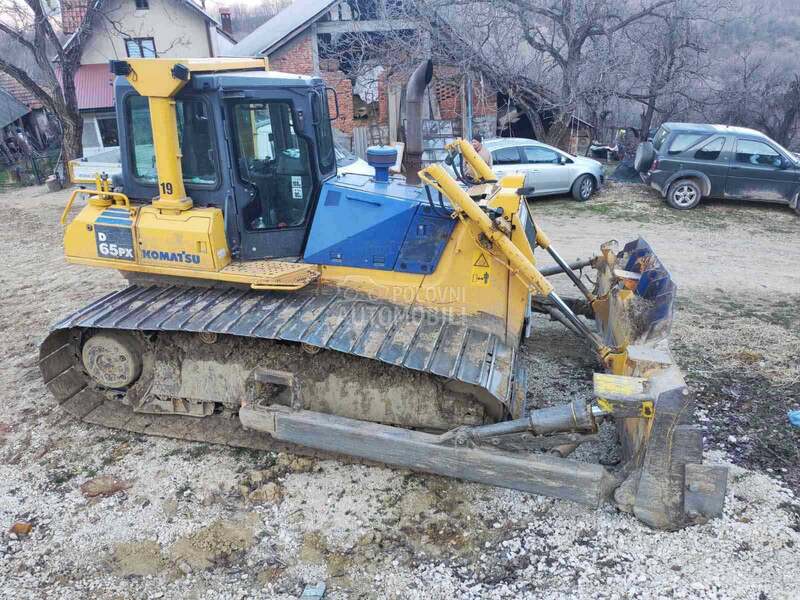 Komatsu D65PX