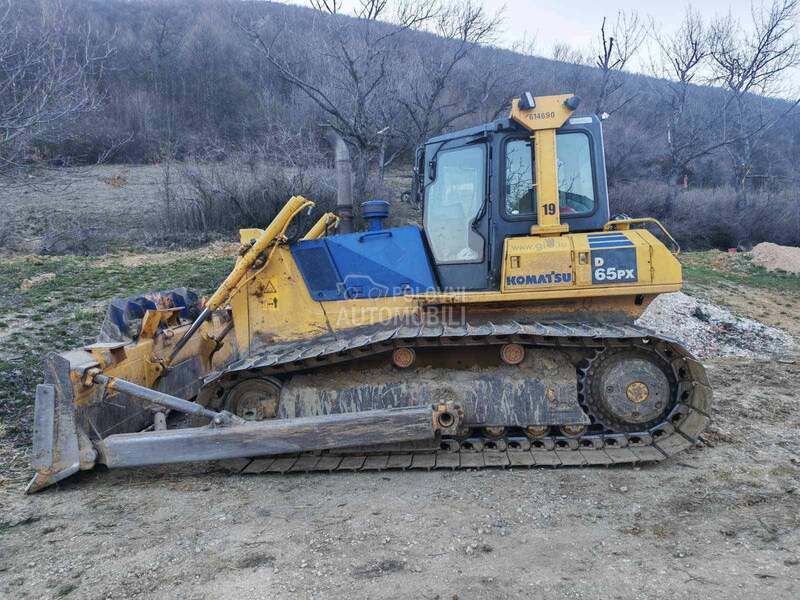 Komatsu D65PX