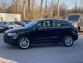 Audi Q3 S-tronic L E D