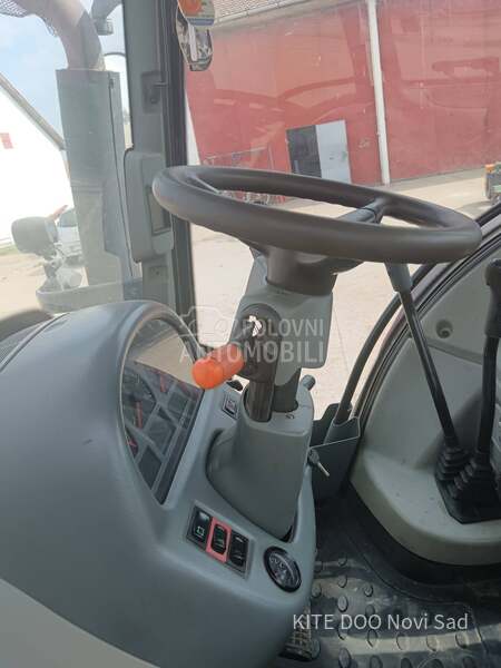 Valtra T153