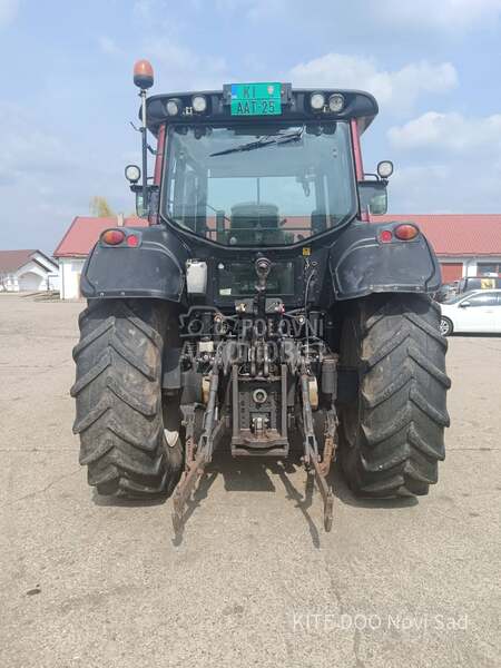 Valtra T153