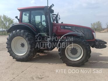 Valtra T153