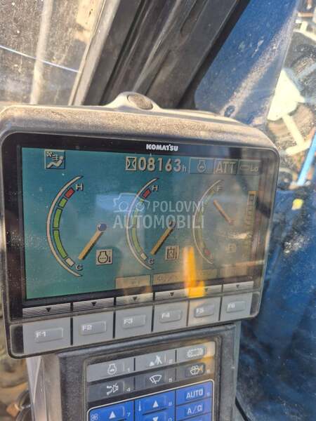 Komatsu PC 138