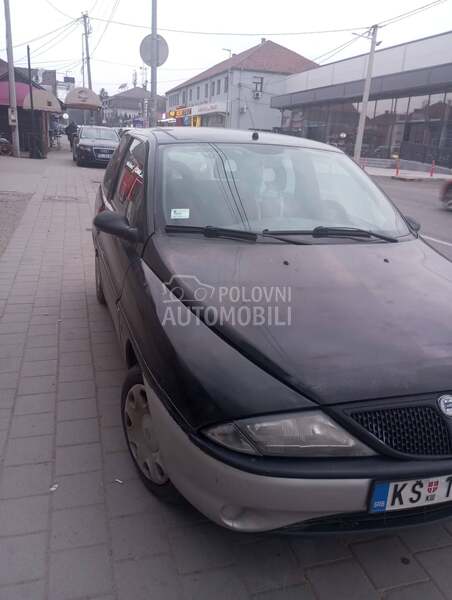 Lancia Ypsilon 