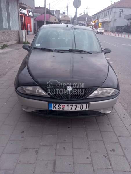 Lancia Ypsilon 
