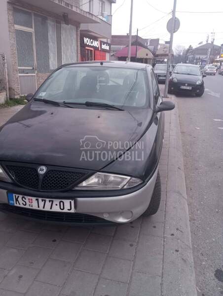Lancia Ypsilon 