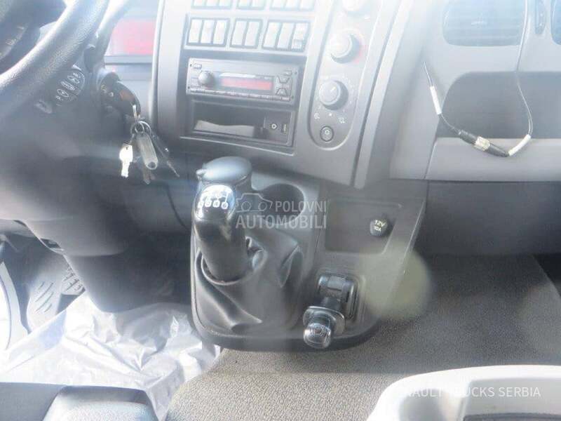 Renault D12 HLADNJACA