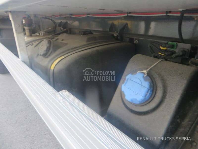 Renault D12 HLADNJACA