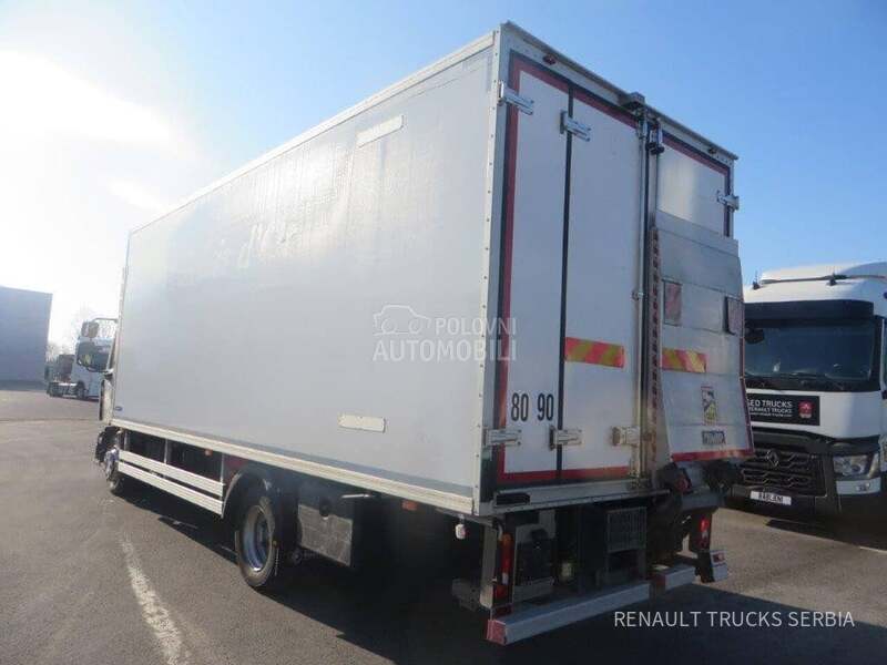 Renault D12 HLADNJACA