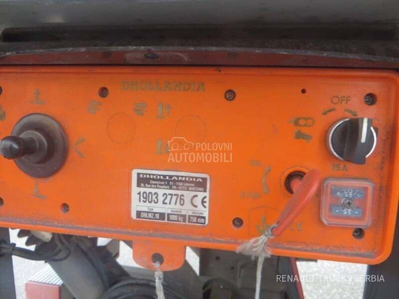 Renault D12 HLADNJACA