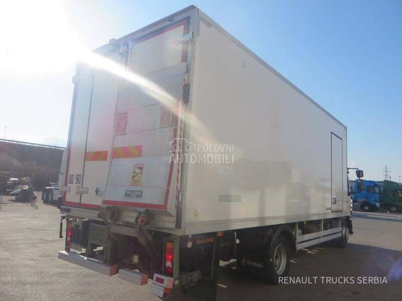 Renault D12 HLADNJACA