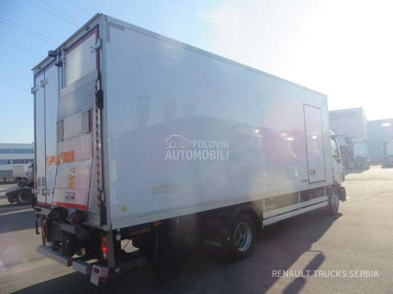 Renault D12 HLADNJACA