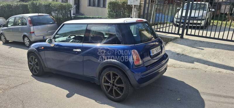 MINI One 