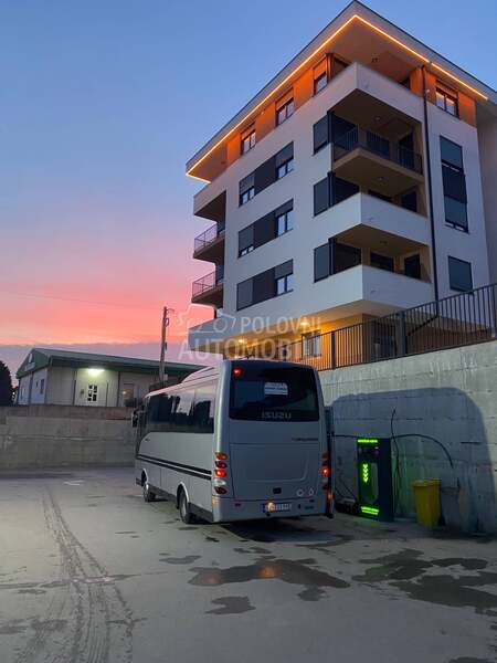 Isuzu Turgise top stanje