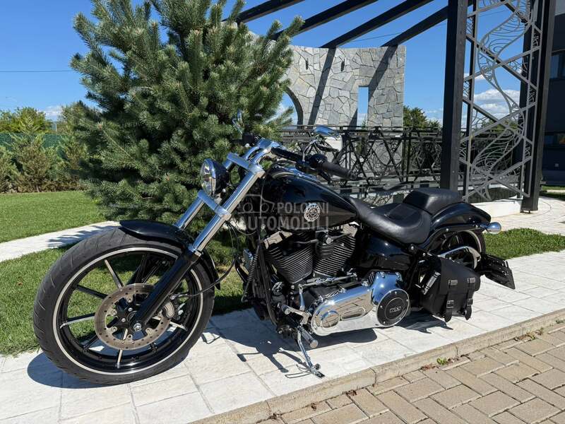 Harley Davidson breakout CH