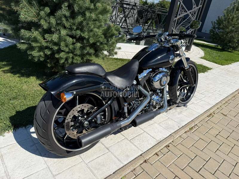 Harley Davidson breakout CH