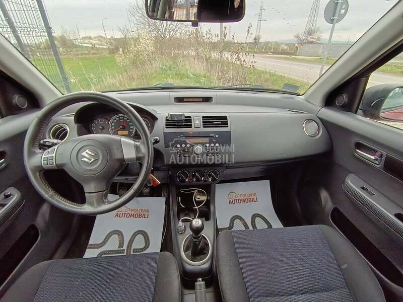 Suzuki Swift 