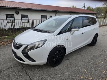 Opel Zafira 2.0CDTI COSMO